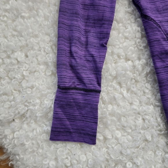 Champion Women’s Light Purple Hoodie Top XS  Performance Gym Sporty Gorpcore Run - Picture 8 of 12